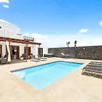 Villa Maday Playa Blanca