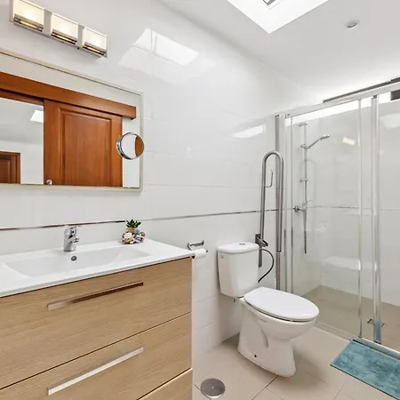 Maday Playa Blanca (Lanzarote)